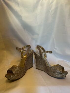 Rampage Gold Glitter Wedge Sandals with Ankle Strap